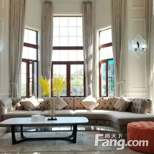 世茂维拉 好房出租丨新出临河别墅,钥匙看房丨业主300万豪装