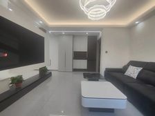 七中前进街完小西邻南北通透精装修拎包住带大露台