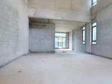 KCC双拼别墅 私家车库8个车位都有产权证