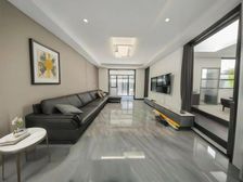 一套!一楼带大花园!带车位!飞机户型三房!全屋品牌定制!