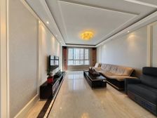 市南金茂湾一期 4室2厅 189.36平