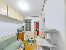 一梯两户,朝南一房,位置好,中间楼层,五星