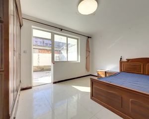 莲花公寓(普陀) 2室1厅 62.79平