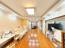 新出1梯2户,电梯小高层有产权车位,板式大3房2厅2卫