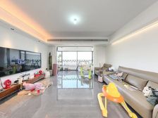 中海寰宇天下D区 4室2厅 129平