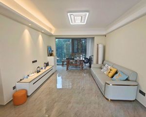 保利阅江台 满二年 临地铁 产权清晰 次新房 电梯房 交通便