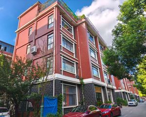 〖独栋必看〗独门独院丨带7个车位丨通燃气送100万精装修