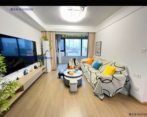 急售 自住精装修三房 带家具家电 地铁口品质小区 莱电咨询