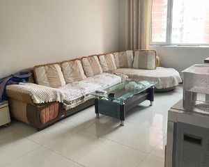十七中保师电梯房,单价低,房龄新 采光好 周边配套全