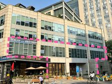 业主5折出售,西长安街150米,单价仅5.2万,目前可以自用