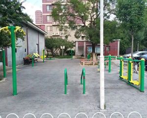 顶秀金石家园 256拍 清晰 商业配套齐全 正南朝向