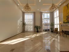 香江花园 公园旁单排别墅 1100平 全新装带电梯 可直接住