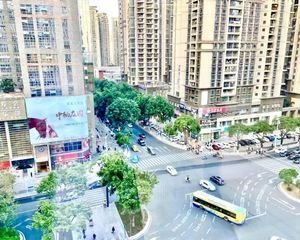 仅1字头珠江新城 广州远洋大厦出售 双地铁 电梯口