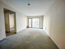 地铁口 现房保利大国璟 套三双卫次新小区 有电梯