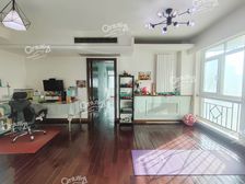 国贸东二环燕华苑,117平一居两卫,720万,西南向,价可谈