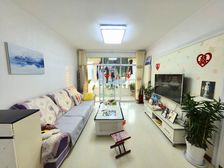 实验,元宝户型,地铁口,多层,价格低,诚心卖!