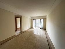 保利中悦花园 3室2厅2卫 精装修 65万元