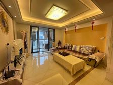 精装拎包入住扬州天下三期精装两房含车库次顶楼靠海德公园 锦苑