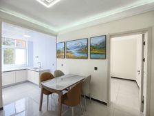 房东急售!花小钱办大事!步梯3楼 精装修拎包入住 全屋地暖