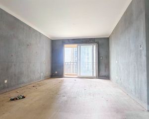 融创文旅城D区 3室1厅2卫 毛坯 56万元