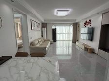 急急急售一方上河四室两卫 装修非常好 房子全天采光