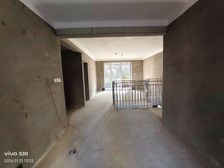 掌舵龙湖 洋房一楼带院带负一 共280平 西边户采光好 急售