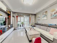 急售《洋房电梯入户》品质改善小 庭院设计 带入户8平花园