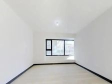 即买即住现房 总高6层电梯 大三居 环境好 建筑质量 物业好