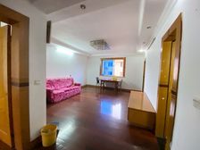 新出!接送很方便,中间位置不靠路,居家安静,价格好谈