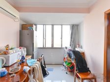 电梯已装已用,精装自住,楼W位置,看中可大刀