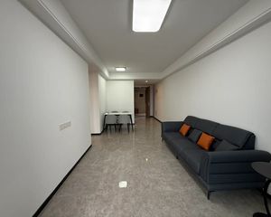 龙光次新房高层,蓝鲸商业旁近距离,上师大科创附小,走路即到