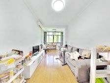 实业街 正读泡小 采光好,小区环境好,安静。电梯套三