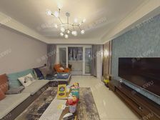 龙凤嘉园 131平 104.3万出售 低于市场价40万