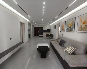 送车位!送储间!十一中新华路小学橄榄绿洲和雅精装三居室老证拎