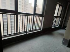 1月6日上新!拉菲公馆边户!大三室!业主太急了!