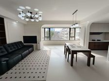 文昌府精装四房未住 中古奶油风!一梯一户 送入户花园全屋定制