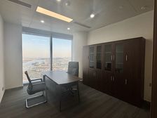琶洲地标写字楼出租 保利发展广场 306平一线江景精装修户型