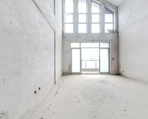 锦绣山河二期,成熟小区,人气旺,交通便利!价格可议!