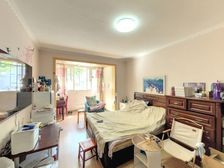 已改两房 豪华装修 一梯两户 中间楼层 边套全明 小区中心