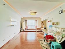 大地锐城 南北通透 出行方便 精装好房 车位充足 满二