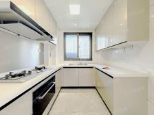 出国离常急卖 捡漏可大刀 带车位 好楼层 主营云樾里和大和