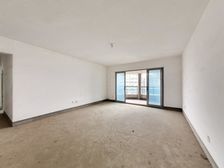 此房产权满两年,免增值税,正常缴纳个税,契税即可。