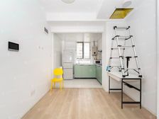 莘庄地铁口,出门就是地铁站,看房随时预约,周边商业配套成熟