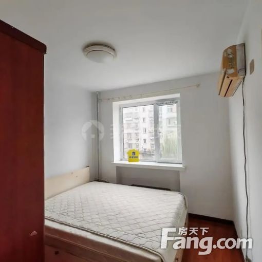 刚刚空出,羊耳峪里简单装修2室,全新装修