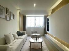 东安路地铁旁 花园小区 三开间朝南 采光佳 满五年税少随时看