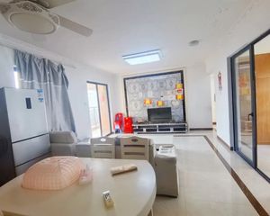 沿海丽水佳园 商品住宅 高绿化 南北通透 满二 小三居