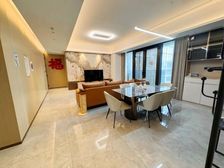 鱼珠港 南北对流 装修好 交通便利 高层景观好