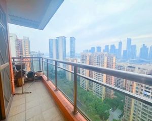 新城海滨花园 南北对流 精装修 高层南向江景大三房 看房方便