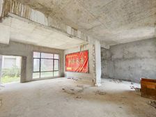 金地城南艺境(别墅) 6室2厅3卫 毛坯 600万元