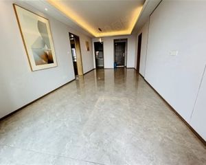 银滩一线海景送露台 精装三房双阳台 现房现证 配套成熟